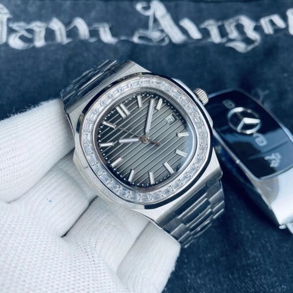 Designer Watcv - Picture 2 of 11